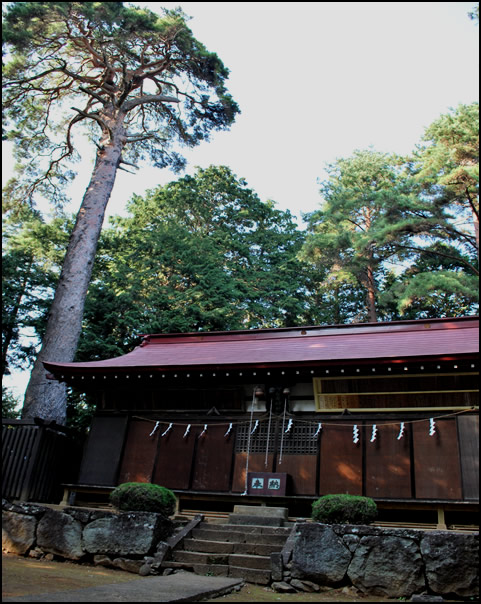 御名方神社